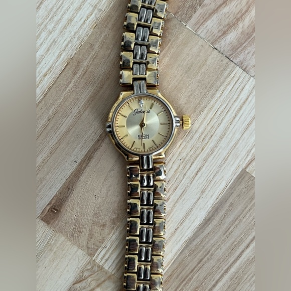 Galaxie by Elgin Diamond Ladies Watch Vintage Gold Tone Bracelet and Dial - Picture 4 of 11